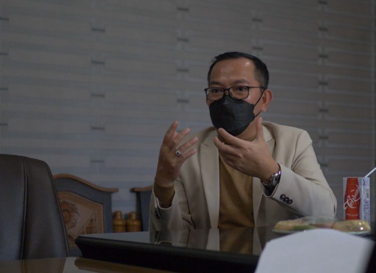 Deni Ribowo: Vaksinasi Tolok Ukur Status PPKM