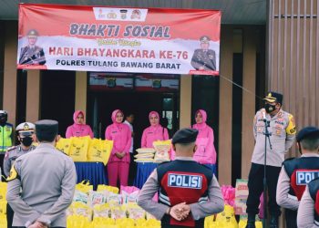 Baksos Sembako Polres Tulangbawang Barat