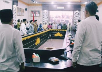 Wahdi Siradjuddin Menyaksikan