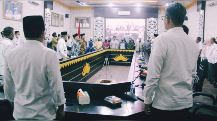 Wahdi Siradjuddin Menyaksikan