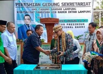 Ahmad Doli Kurnia Tanjung Resmikan Sekretariat HMI Komisariat Tarbiyah UIN Raden Intan Lampung