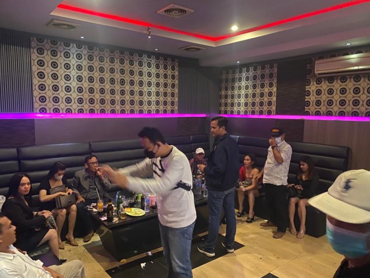 Polisi Razia 5 Tempat Hiburan Malam di Bandar Lampung, 1 Pengunjung Urinenya Positif Narkoba