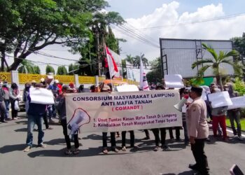 Consortium Masyarakat Lampung Anti Mafia Tanah Demo Kejaksaan