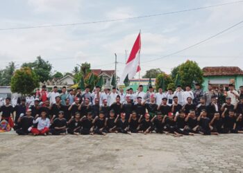 Nurul Azmi Hadiri Hari Santri Nasional 2022 di Ponpes Al Hidayat