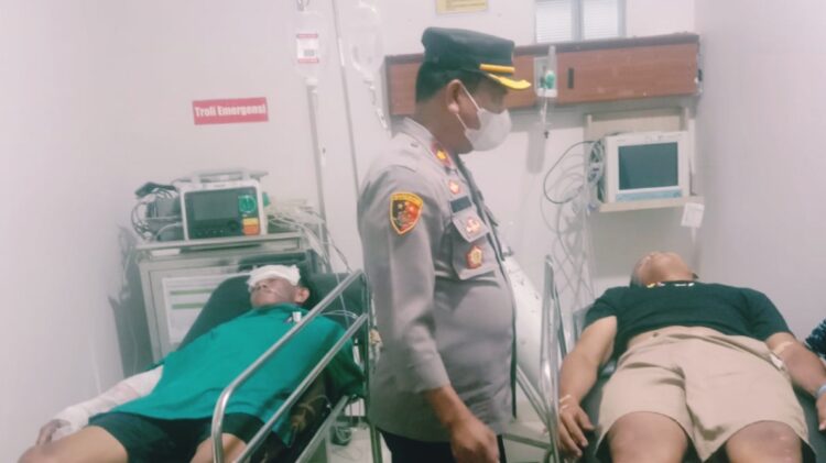 2 Pekerja Tersengat