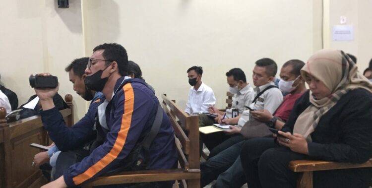 Komisi Yudisial dan LCW Tonton Persidangan Rektor Unila Dkk