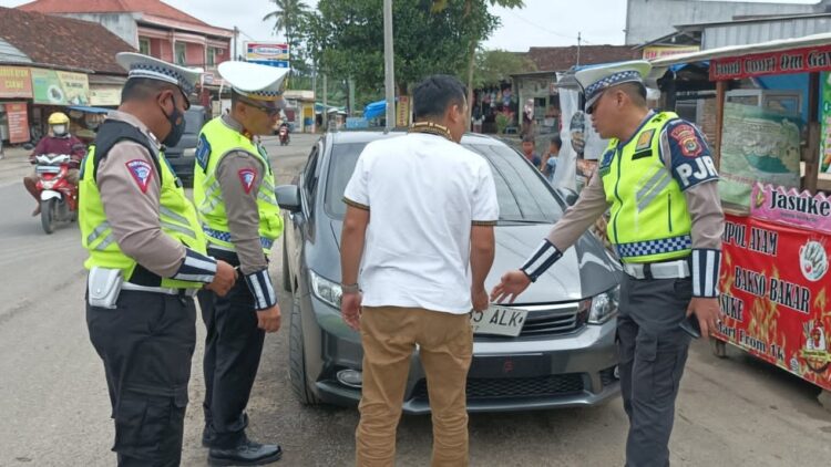 Ditlantas Polda Lampung Beri Imbauan dan Teguran di Operasi Krakatau 2023