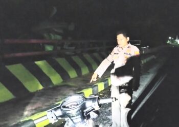 Tak Terima Motor Ibunya Dirampas, Anak Kejar dan Tabrak Pelaku Curas di Tanggamus