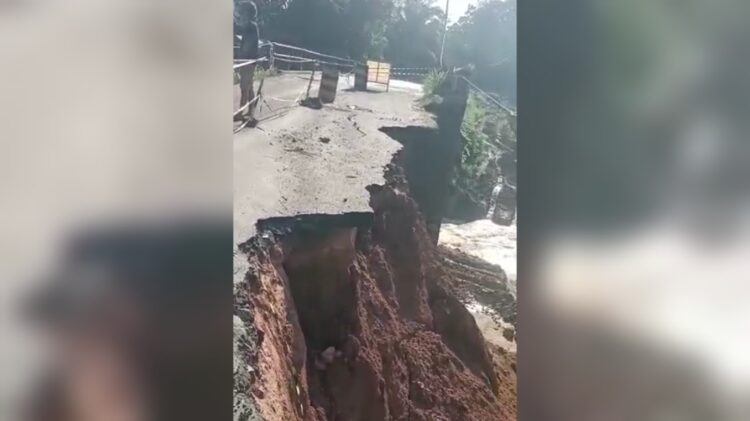 Jembatan Way Komering di Lamteng Nyaris Putus