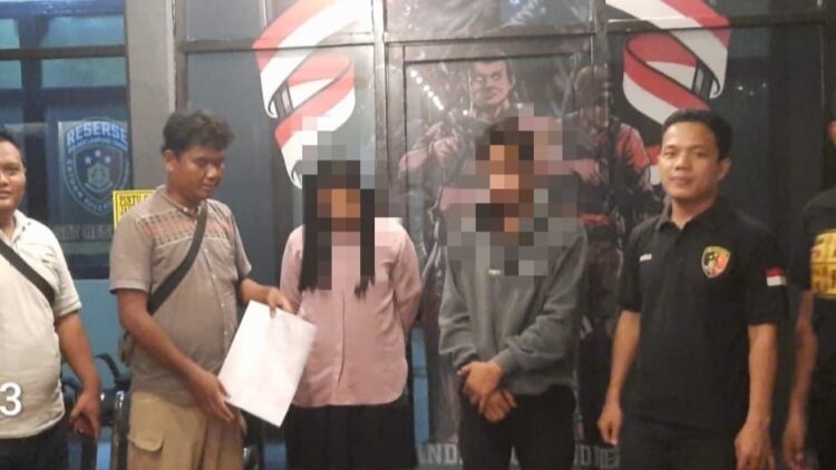 Suami di Metro Kibang Pergoki Istri Bareng Pria, Asyik Bermesraan Tanpa Baju dan Celana