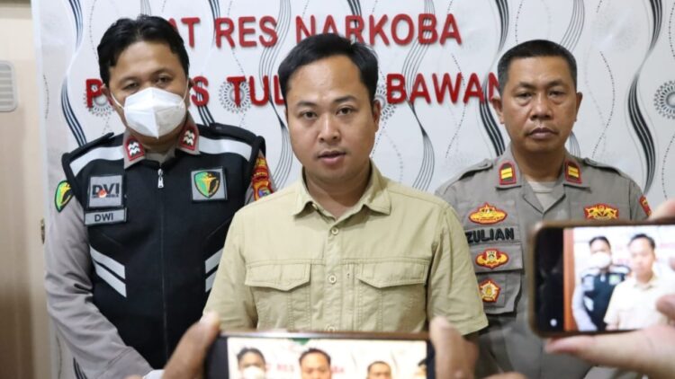 Usai Viral di TikTok Pakai Narkoba, Oknum Kakam di Tulang Bawang Dibebaskan Polisi