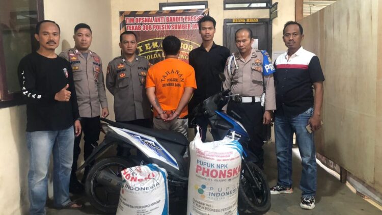 Polsek Sumber Jaya Tangkap Pelaku Pencurian Biji Kopi