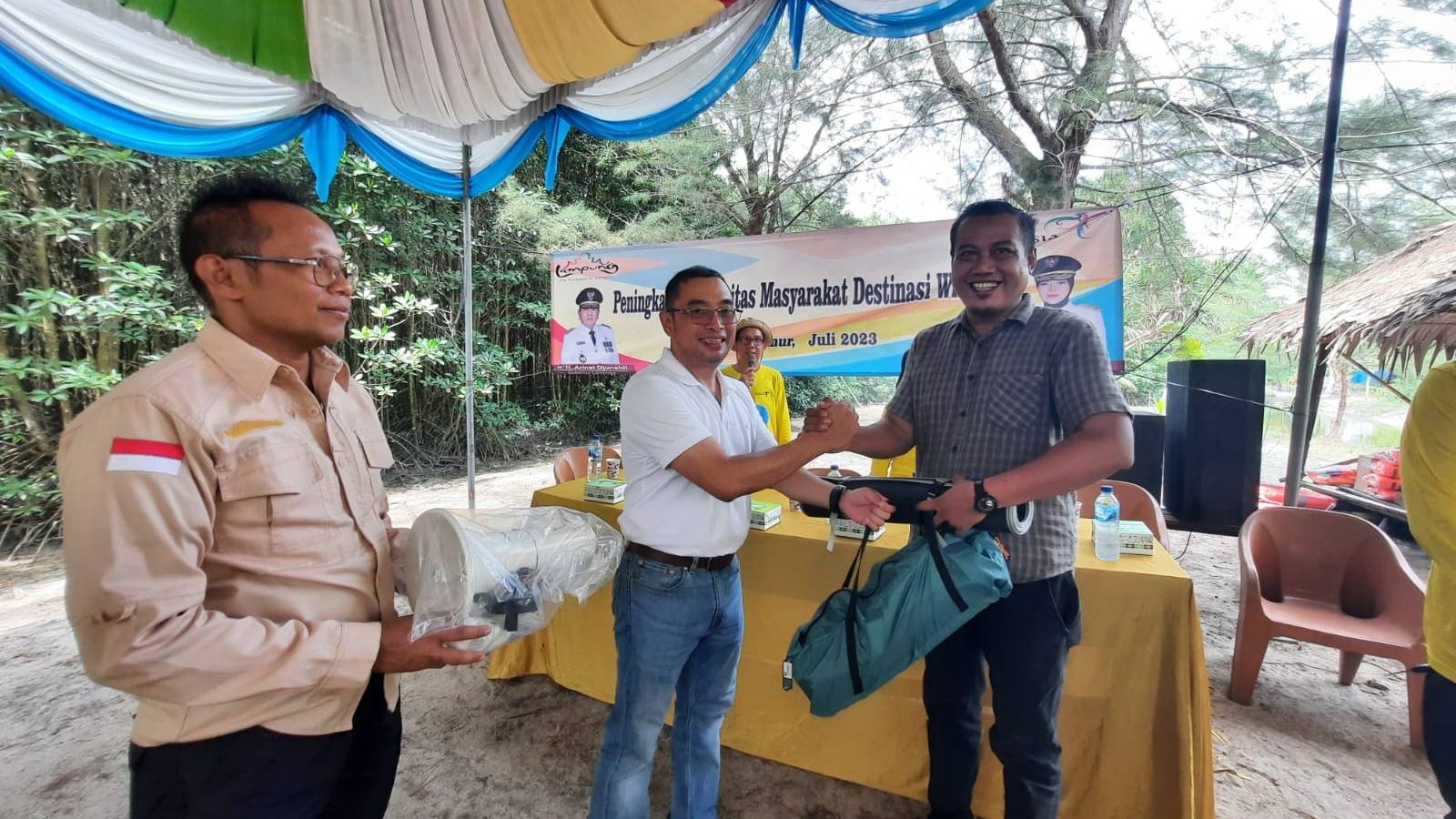 Bobby Irawan Kampanyekan Wisata Mangrove Labuhan Maringgai