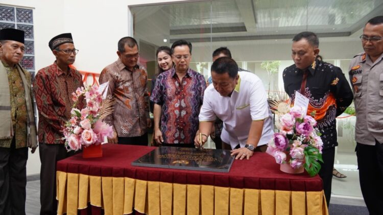 Panti Jompo Tali Cinta Kasih Diresmikan Gubernur Lampung