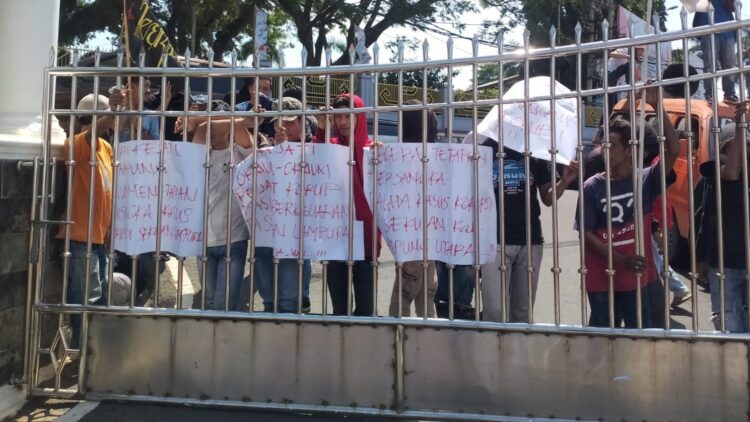 Dugaan Korupsi Setwan DPRD Lampung Utara Disoal Massa Aksi