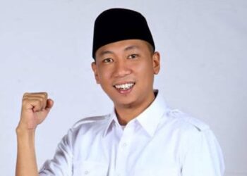 Rahmat Mirzani Djausal Inisiasi Kapal Pembersih Sampah  