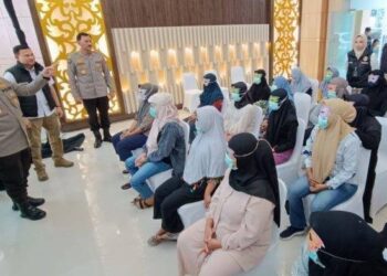 Personel Ditreskrimum Polda Lampung Diganjar Penghargaan Pengungkapan Kasus TPPO