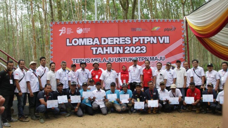 Karet PTPN VII Pulih dari Penyakit Gugur Daun