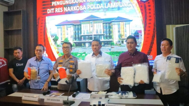 Polda Lampung Gagalkan Penyelundupan 12 Kg Sabu, Jaringan Asal Malaysia