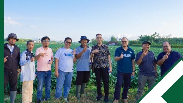 Jajaran PT Mitratani Dua Tujuh Sambut Komisaris Mahendra Utama