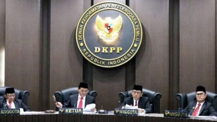 Batasi Akses Silon, Bawaslu Minta DKPP Sanksi Ketua dan Anggota KPU RI
