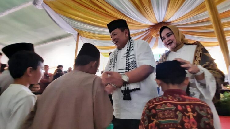 Bersama Arinal, Ustad Dasad Latif Mauludan di Lampung