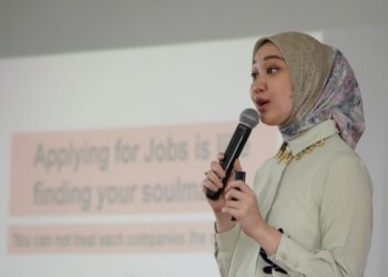 Vina Muliana Berbagi Kiat di Itera Career Day