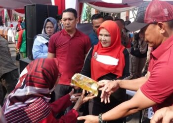 Tekan Inflasi. Eva Dwiana Serukan Makan Secukupnya