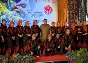 Potensi Ekspor $100 Juta. Arinal Djunaidi: Saatnya Batik Lampung Berjaya