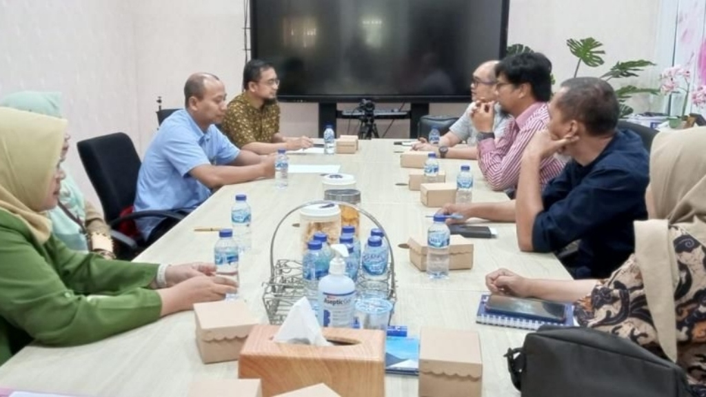 UNEJ dan PT Mitratani Dua Tujuh Teken MoU
