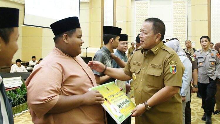 Hari Santri Nasional. Arinal Luncurkan Pusat Studi Al Quran 