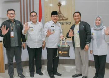 Wahdi Siradjuddin dan Forum CSR Lampung Bahas Daur Ulang Sampah