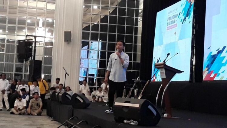 Gibran Safari Politik di Lampung. Nyinyir dan Fitnah Senyumin Saja!
