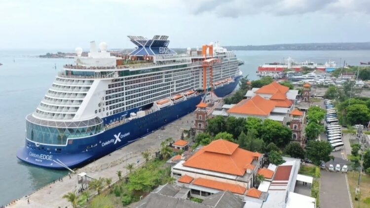 Pelabuhan Benoa Bisa Disandarkan Kapal 300 Meter