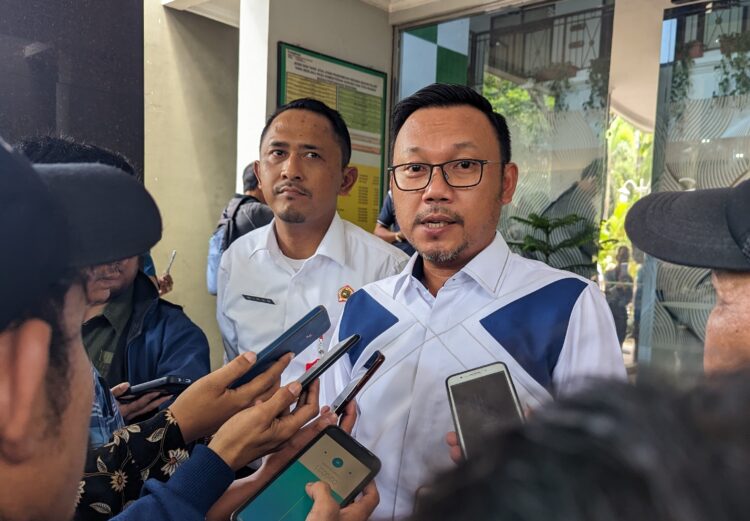 Kepala BPN Kota Depok Indra Gunawan saat memberikan keterangan kepada awak media, Rabu 24 Januari 2024.