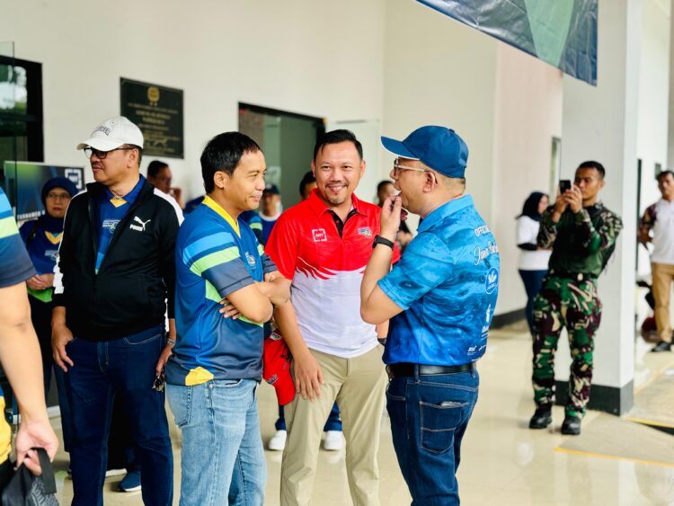 Wakil Menteri ATR BPN bersama Indra Gunawan Kepala BPN Kota Depok
