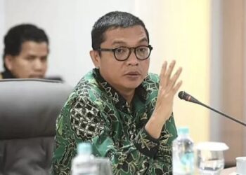 Achmad Baidowi Resmi Jabat Komisaris Utama ASDP