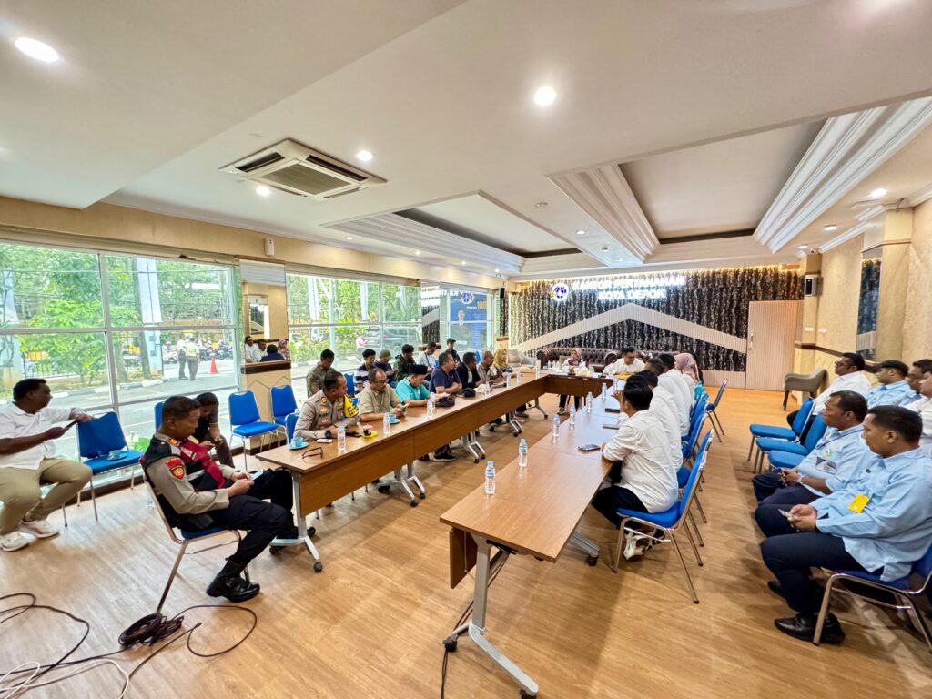 suasana audensi di BPN Kota Depok