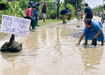 APBD Jadi Kendala, Bupati Lampung Selatan Janji Perbaiki Jalan Rusak Palas