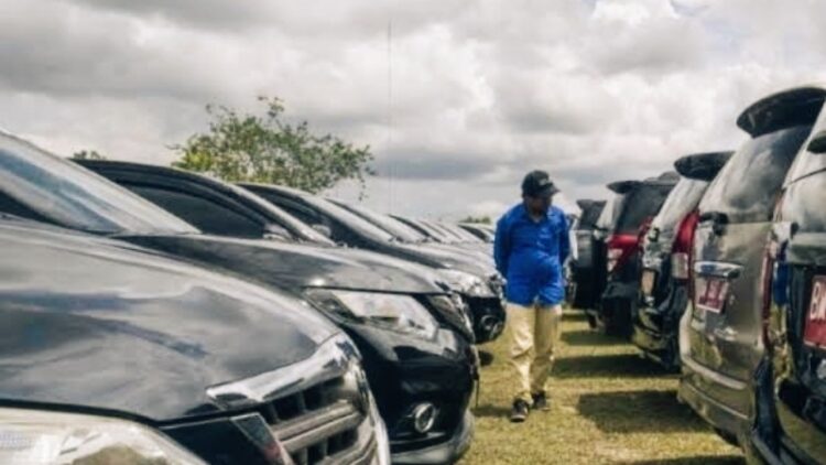 Pemkab Lampura Ancam Kandangkan Mobil Dinas Penunggak Pajak