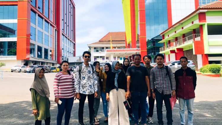 Aduan 6 Tahun Tak Tuntas, Warga Durian Payung Tagih Janji Pemkot Bongkar Flyover Pribadi