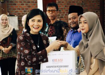 Pesisir Barat Genjot Literasi Anak Lewat Distribusi Buku KREASI