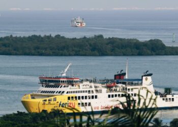 Libur Sekolah, Nyaris Sejuta Tiket Feri ASDP Ludes Terjual