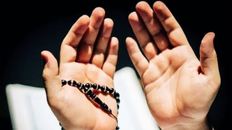 Doa-doa Pendek Mustajab: Jalan Menemukan Ketenangan Diri dalam Islam
