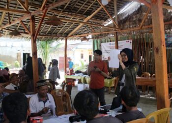 Budidaya Karang Vertikal: Solusi Inovatif ITERA untuk Laut Pahawang