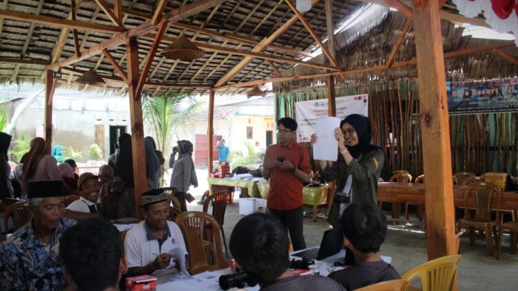 Budidaya Karang Vertikal: Solusi Inovatif ITERA untuk Laut Pahawang